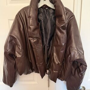 Elegant Brown Leather Women's Jacket